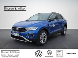 Ravennablau metallic schwarz Gebraucht 2025 VW T-Roc Goal SUV | 34.595 €