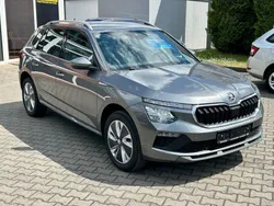 Grau Gebraucht 2024 Skoda Kamiq Drive SUV | 25.490 € (Fairer Preis)