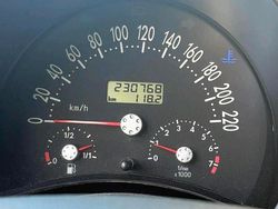 Blau Gebraucht 2000 VW Beetle Coupé | 2.400 € (Teuer)