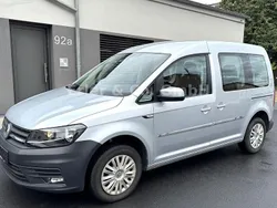 Silber Gebraucht 2016 VW Caddy Trendline Van / Kleinbus | 10.532 € (Fairer Preis)
