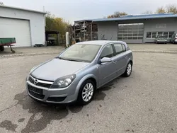 Silber Gebraucht 2004 Opel Astra Limousine | 2.450 € (Guter Preis)