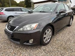 Braun Gebraucht 2009 Lexus IS250 Limousine | 6.200 € (Guter Preis)