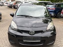 Schwarz Gebraucht 2011 Toyota Aygo Edition Kleinwagen | 3.999 € (Fairer Preis)