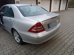 Silber Gebraucht 2001 Mercedes C320 Limousine | 5.999 € (Teuer)
