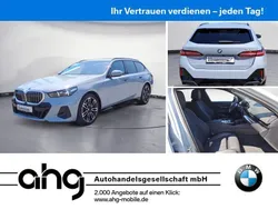 M brooklyn grau metallic Gebraucht 2024 BMW 520 M Sport Kombi | 51.220 € (Superpreis)