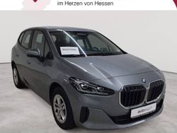 Skyscraper grau metallic Gebraucht 2023 BMW 218 Active Tourer Performance Van / Kleinbus | 25.390 € (Guter Preis)