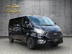 Schwarz Gebraucht 2018 Ford Tourneo Custom Van / Kleinbus | 28.999 €