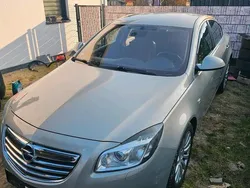 Beige Gebraucht 2009 Opel Insignia Limousine | 4.699 € (Fairer Preis)
