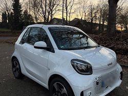 Weiß Gebraucht 2023 Smart ForTwo Electric Drive Passion Cabrio | 16.000 € (Fairer Preis)