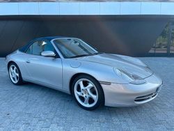 Grau Gebraucht 2000 Porsche 911 Carrera Cabrio | 25.500 €