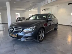 Grau Gebraucht 2015 Mercedes E200 Avantgarde Limousine | 19.991 € (Teuer)