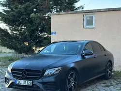 Schwarz Gebraucht 2017 Mercedes E220 AMG line Limousine | 22.999 € (Fairer Preis)