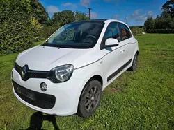 Weiß Gebraucht 2017 Renault Twingo Liberty Kleinwagen | 6.800 € (Guter Preis)