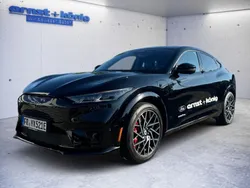 Absolute black Gebraucht 2022 Ford Mustang Mach-E GT SUV | 44.990 € (Guter Preis)
