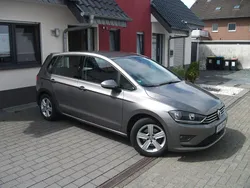 Grau Gebraucht 2014 VW Golf Sportsvan Comfortline Van / Kleinbus | 12.800 € (Fairer Preis)