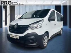 Weiß Gebraucht 2020 Renault Trafic Life Van | 22.990 € (Teuer)