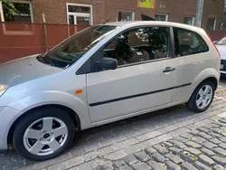 Silber Gebraucht 2003 Ford Fiesta Kleinwagen | 1.400 € (Guter Preis)