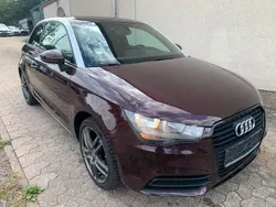 Violett Gebraucht 2010 Audi A1 Attraction Kleinwagen | 5.399 € (Fairer Preis)