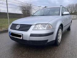 Silber Gebraucht 2002 VW Passat Basis Kombi | 1.200 € (Guter Preis)