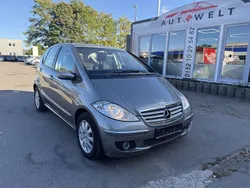 Kometgrau metalliclack Gebraucht 2005 Mercedes A180 Kleinwagen | 4.980 € (Fairer Preis)