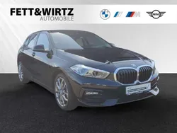 Saphirschwarz Gebraucht 2024 BMW 120 Sport Line Kleinwagen | 29.490 € (Guter Preis)