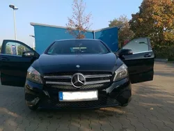Schwarz Gebraucht 2014 Mercedes A180 Urban Limousine | 14.650 € (Fairer Preis)