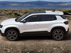 Snow white Neu 2025 Jeep Avenger Summit SUV | 29.146 € (Fairer Preis)