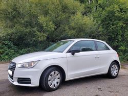 Weiß Gebraucht 2015 Audi A1 Comfort Kleinwagen | 8.950 € (Guter Preis)
