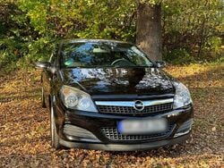 Schwarz Gebraucht 2009 Opel Astra GTC Coupé | 3.900 € (Fairer Preis)