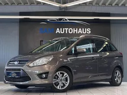 Braun Gebraucht 2015 Ford Grand C-Max Trend Van / Kleinbus | 7.900 € (Guter Preis)