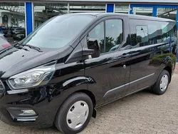 Schwarz Gebraucht 2019 Ford Tourneo Custom Trend Kombi | 25.950 €