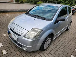 Grau Gebraucht 2005 Citroën C2 Kleinwagen | 3.900 € (Teuer)
