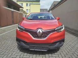 Rot Gebraucht 2018 Renault Kadjar Life SUV | 8.800 € (Superpreis)