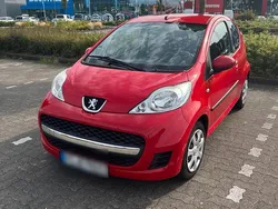 Rot Gebraucht 2009 Peugeot 107 Kleinwagen | 1.790 € (Fairer Preis)