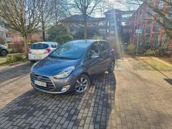 Grau Gebraucht 2016 Hyundai ix20 Passion Kleinwagen | 8.800 € (Guter Preis)