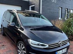Schwarz Gebraucht 2015 VW Touran Highline Van / Kleinbus | 12.800 € (Guter Preis)