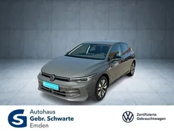 Grau Gebraucht 2024 VW Golf VIII Goal Limousine | 28.990 €