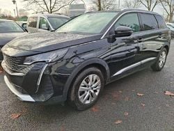 Schwarz Gebraucht 2022 Peugeot 5008 Allure SUV | 26.949 € (Fairer Preis)