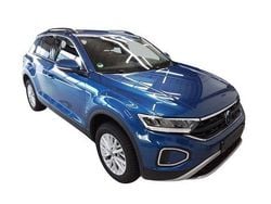 Blau Gebraucht 2024 VW T-Roc Life SUV | 27.389 € (Guter Preis)