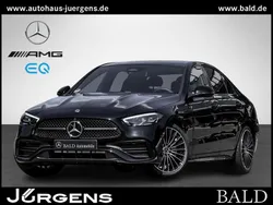 Schwarz unilack schwarz Gebraucht 2025 Mercedes C180 AMG Limousine | 47.880 €