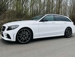 Weiß Gebraucht 2020 Mercedes C300 Kombi | 28.600 € (Fairer Preis)