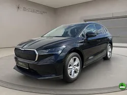 Schwarz Gebraucht 2022 Skoda Enyaq iV Suite SUV | 31.840 € (Fairer Preis)