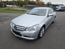 Silber Gebraucht 2009 Mercedes E350 Edition Coupé | 10.850 € (Superpreis)
