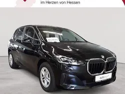 Saphirschwarz metallic Gebraucht 2022 BMW 218 Active Tourer Performance Van / Kleinbus | 26.390 € (Guter Preis)