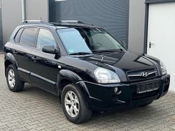Schwarz Gebraucht 2010 Hyundai Tucson Edition SUV | 4.450 € (Etwas zu teuer)