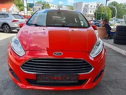 Rot Gebraucht 2015 Ford Fiesta Titanium Kleinwagen | 5.900 € (Fairer Preis)