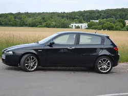 Schwarz Gebraucht 2007 Alfa Romeo 147 Kleinwagen | 1.600 € (Fairer Preis)