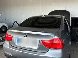 Grau Gebraucht 2009 BMW 318 M Sport Limousine | 8.300 €
