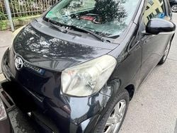 Schwarz Gebraucht 2010 Toyota iQ Kleinwagen | 3.000 € (Fairer Preis)