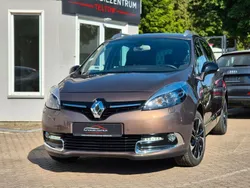 Braun Gebraucht 2016 Renault Grand Scénic IV Bose Edition Van / Kleinbus | 12.490 € (Guter Preis)